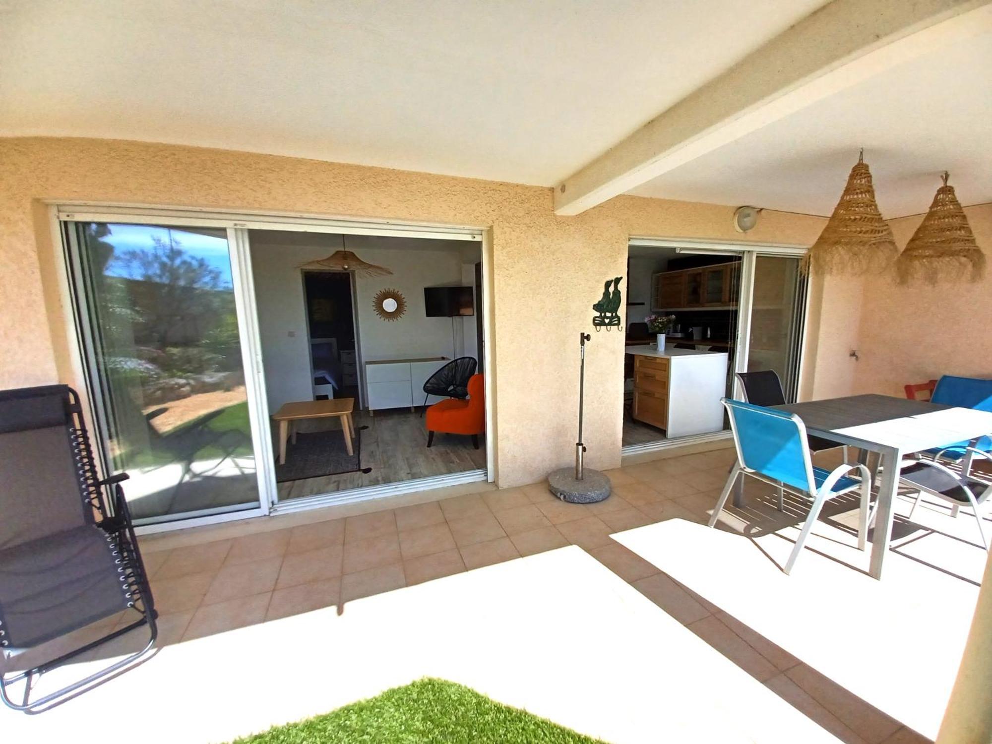 Plain-Pied Jardin 6 Personnes Clim Vue Mer Parking Wifi Terrasse Piscine Dans La Residence Saint-Pierre-la-Mer  Екстериор снимка